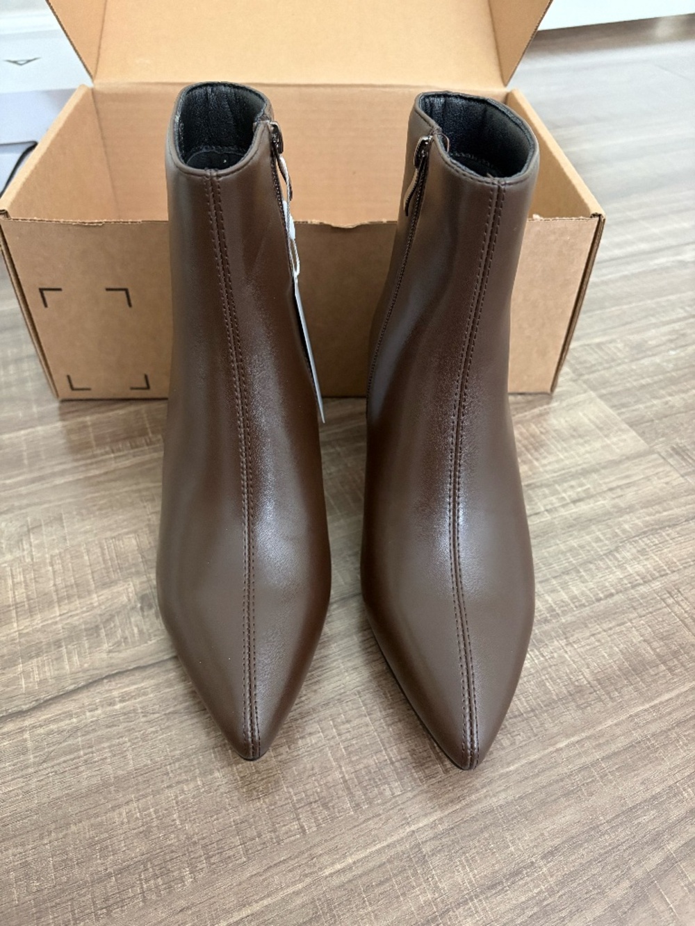 Ankle boots - Picture 1 of 4